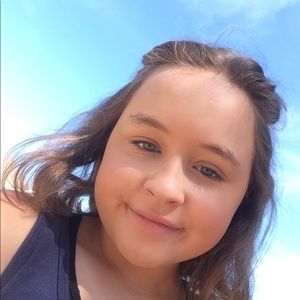 Meet your Posher, Isabella